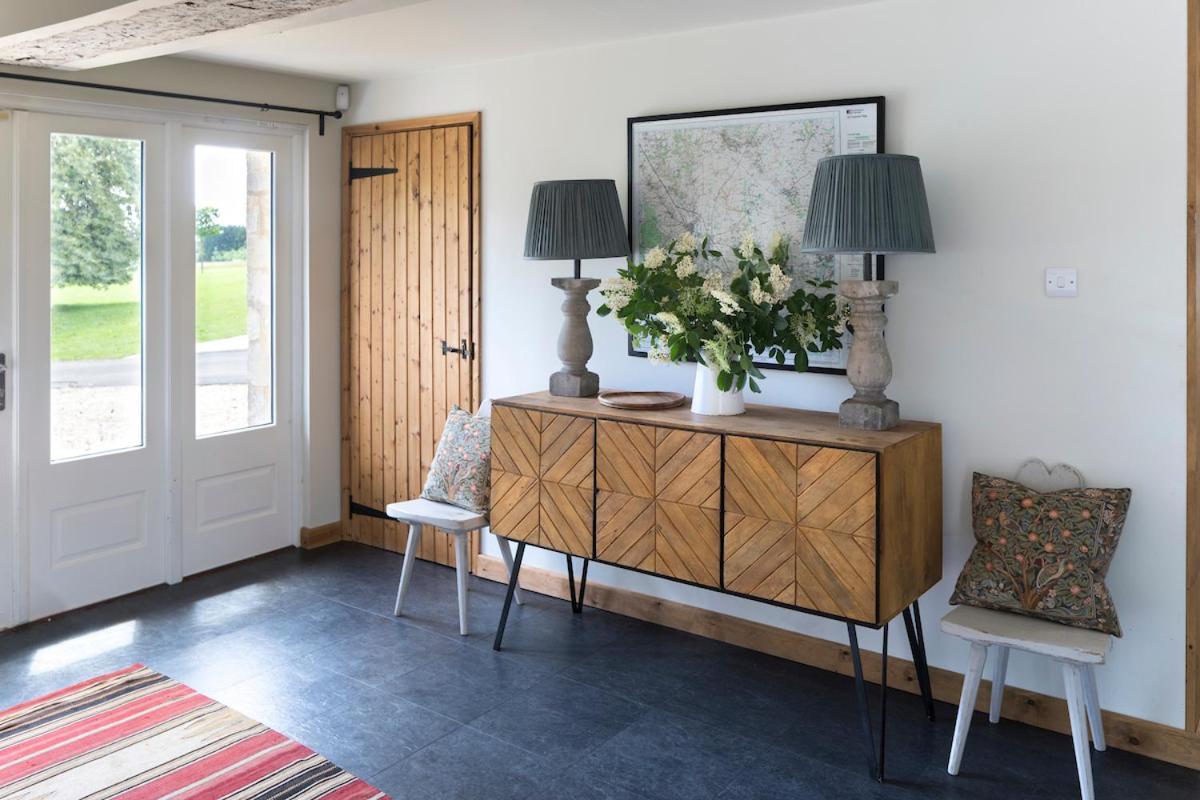 Crucis Park Estate Villa Cirencester Bagian luar foto