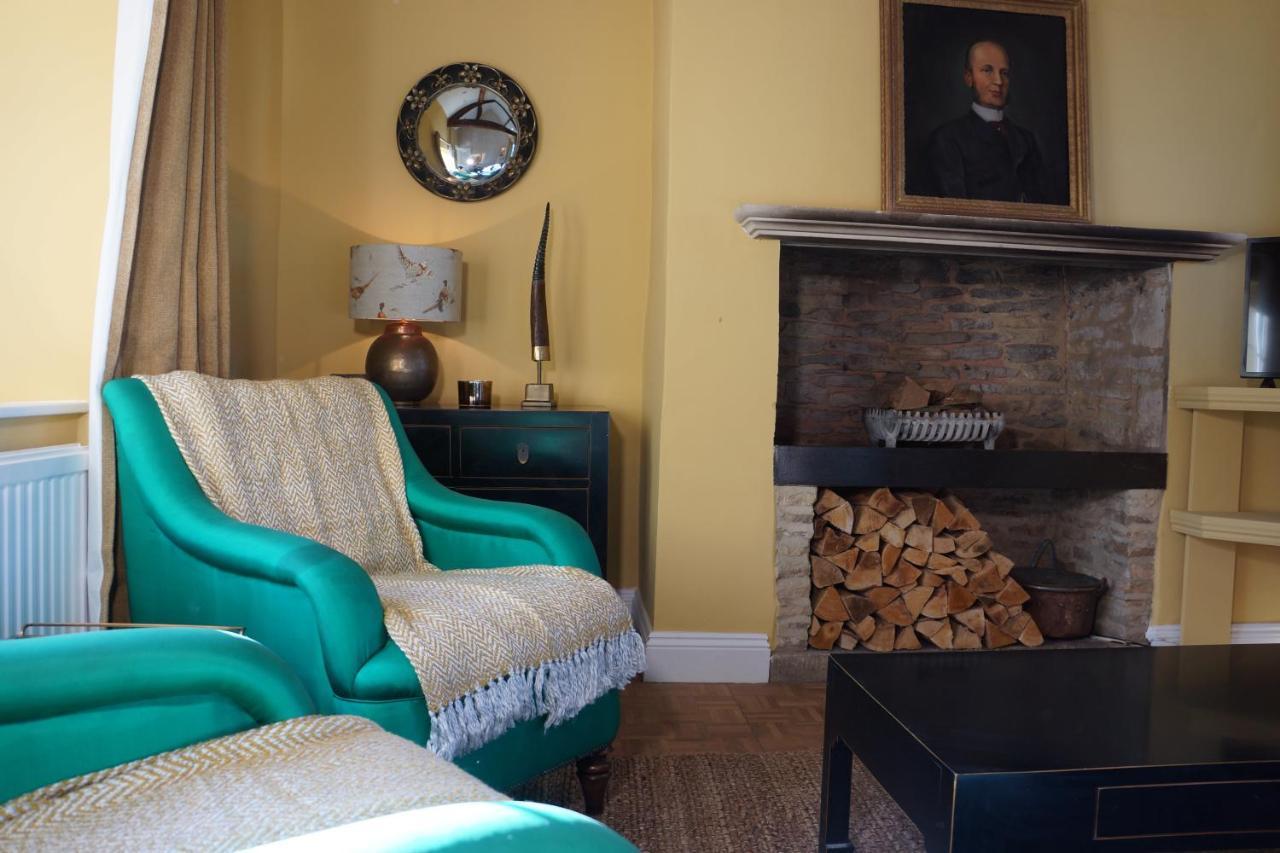 Crucis Park Estate Villa Cirencester Bagian luar foto