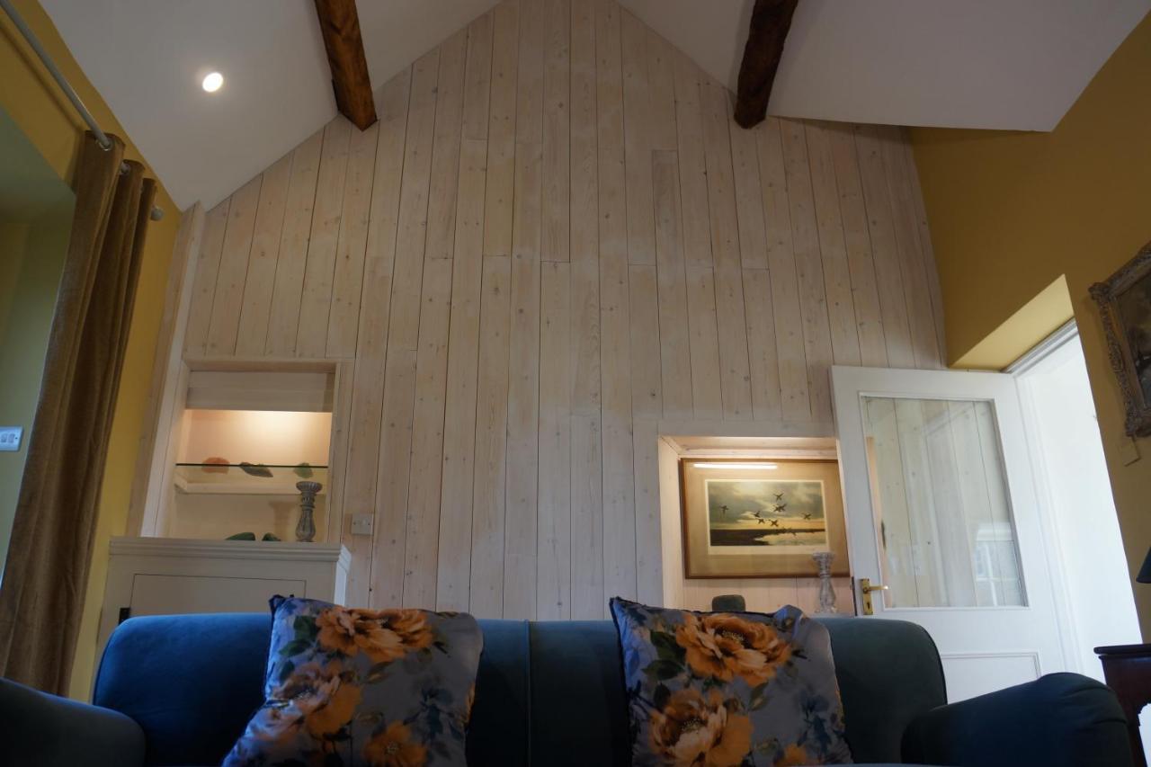 Crucis Park Estate Villa Cirencester Bagian luar foto