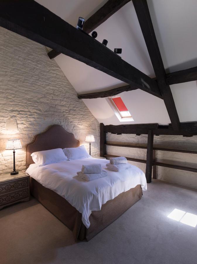 Crucis Park Estate Villa Cirencester Bagian luar foto